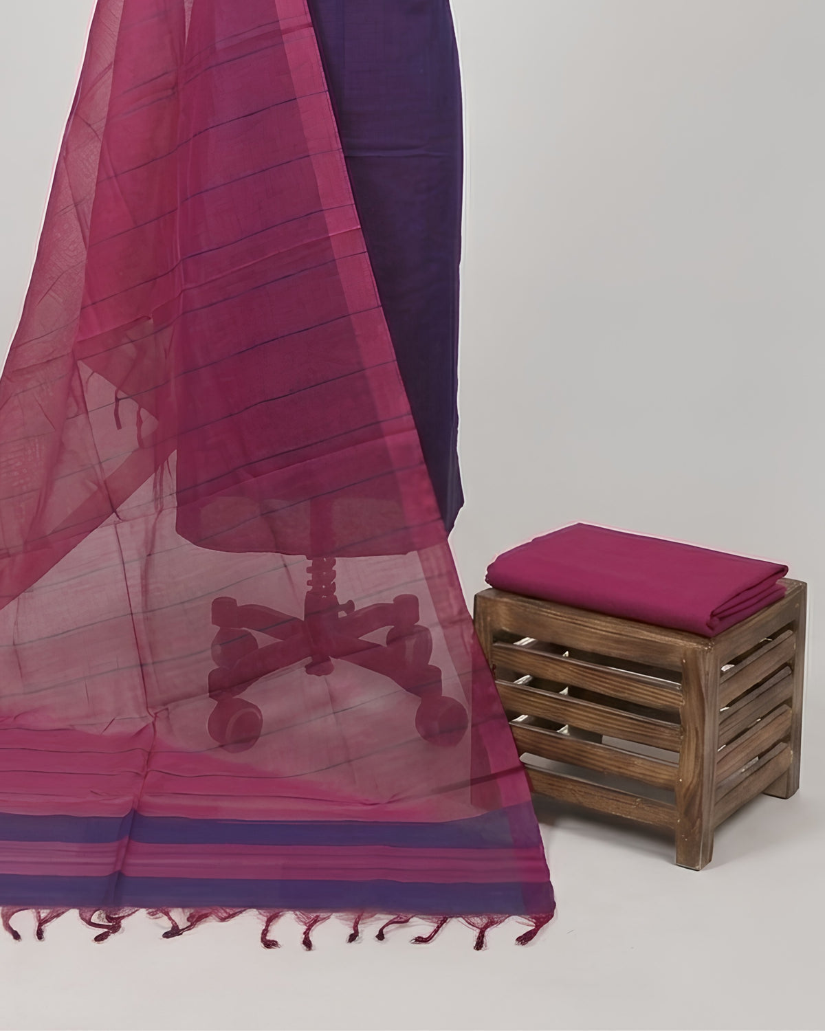 MANGALAGIRI COTTON STRIPES - DEEP PURPLE - PINK