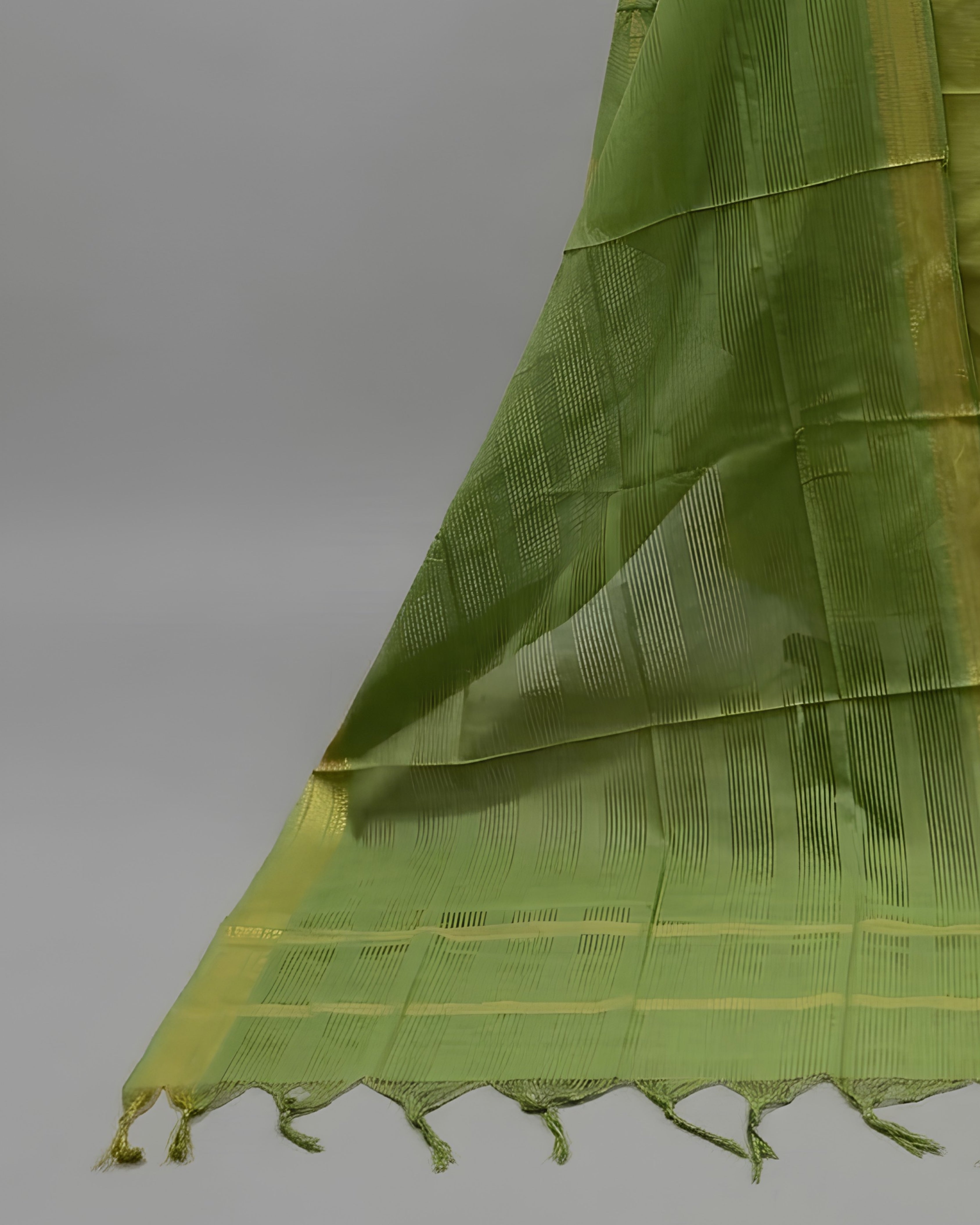 MANGALAGIRI PURE COTTON  ZARI - LIME GREEN WITH LEAF GREEN