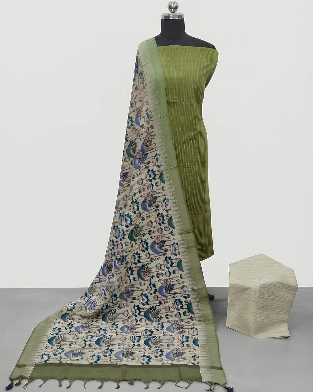KADHI COTTON PICHWAI PRINTED DUPATTA CHUDI SET - OLIVE GREEN