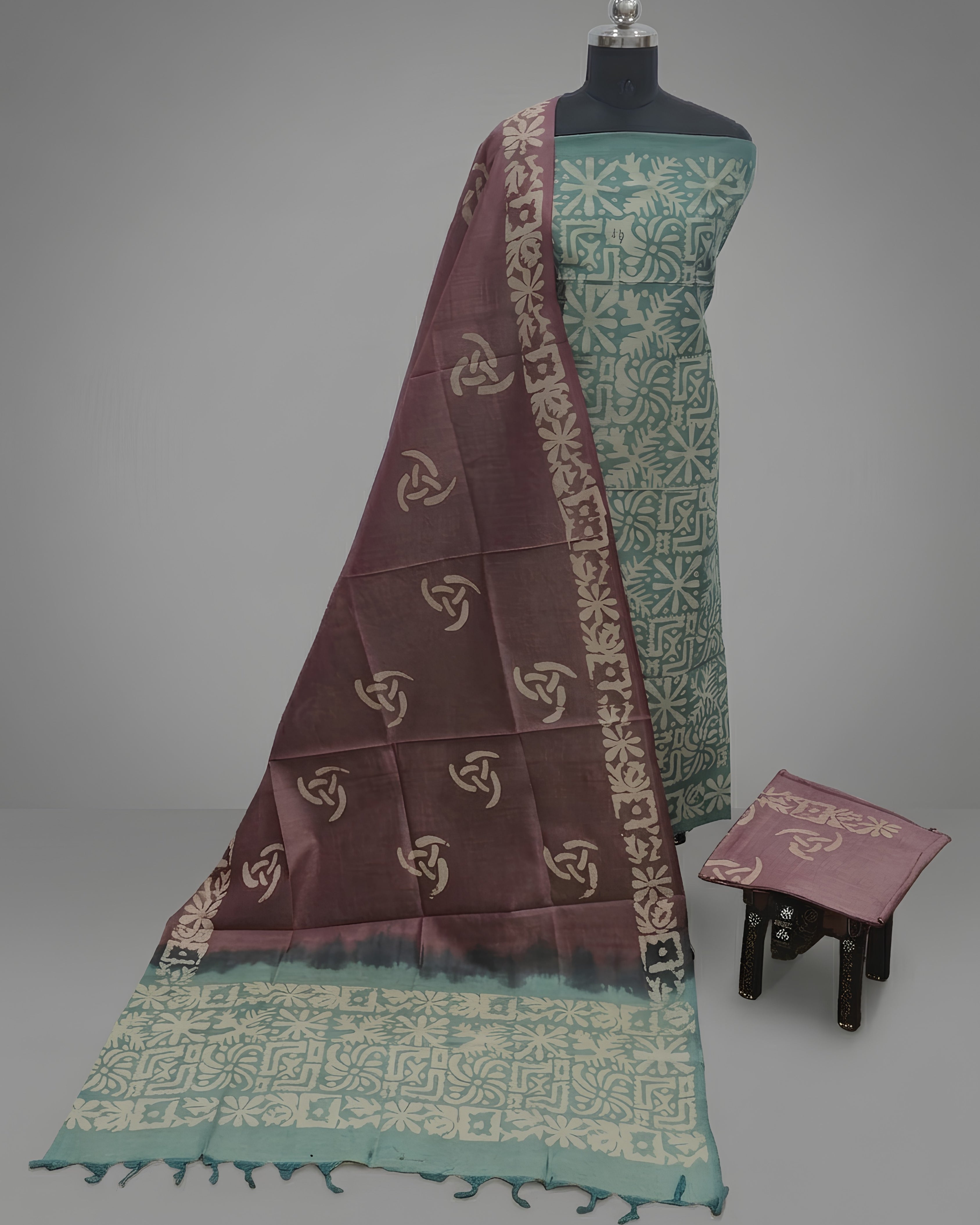 KHADI SILK CRACK BATIK  CHUDI SETS - SEA GREEN WITH MAUVE