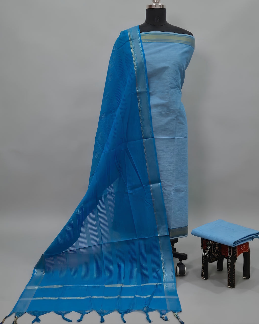 MANGALAGIRI PURE COTTON  ZARI - SKY BLUE WITH ROYAL BLUE