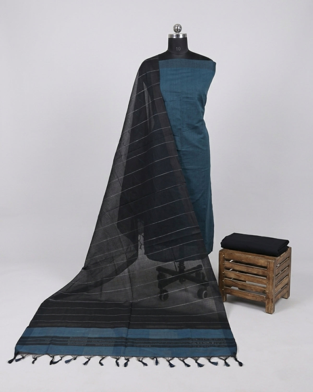 MANGALAGIRI COTTON STRIPES - TEAL BLUE - BLACK