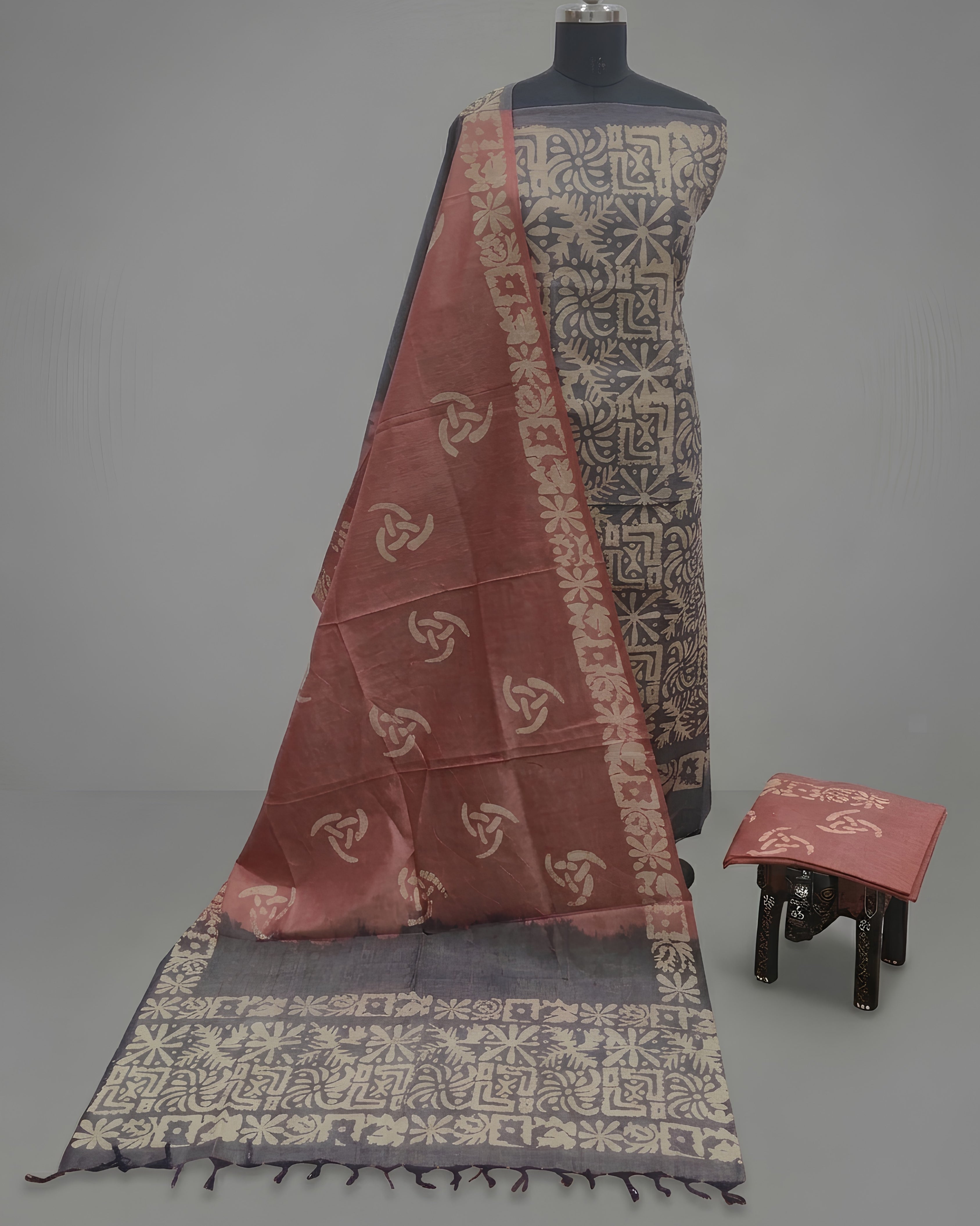 KHADI SILK CRACK BATIK  CHUDI SETS- CHARCOAL WITH DUSTY WINE
