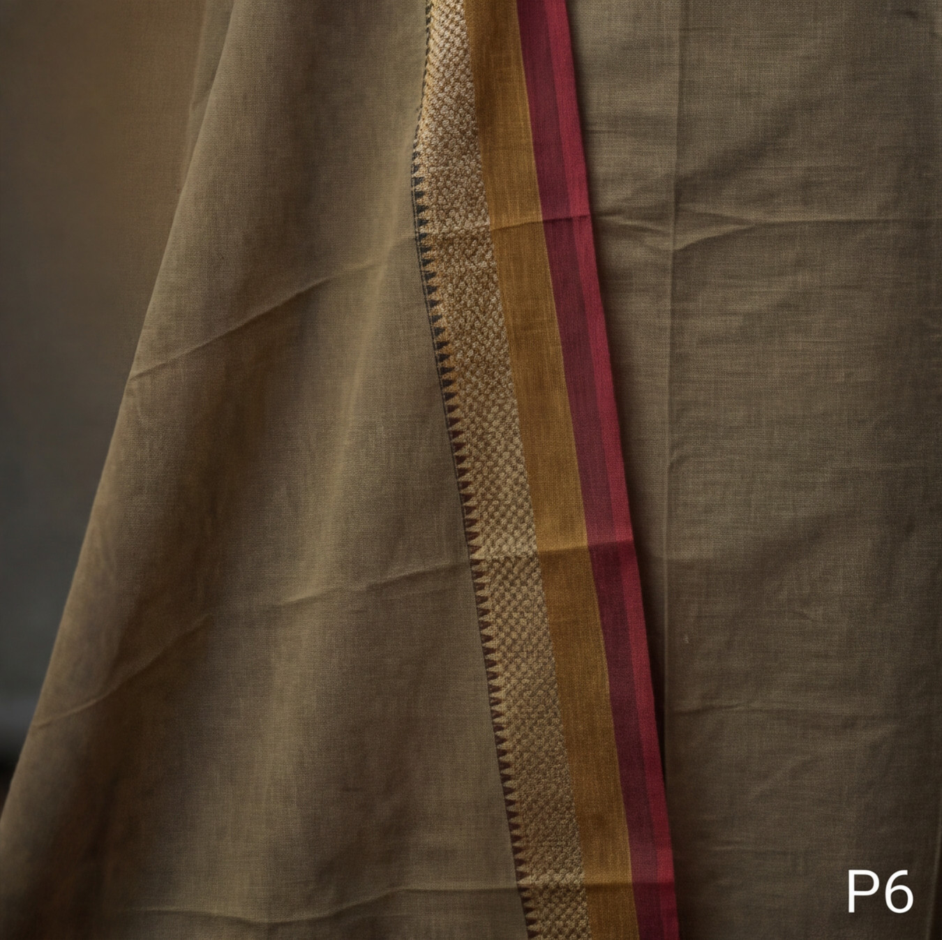 Golden Beige / Warm Khaki