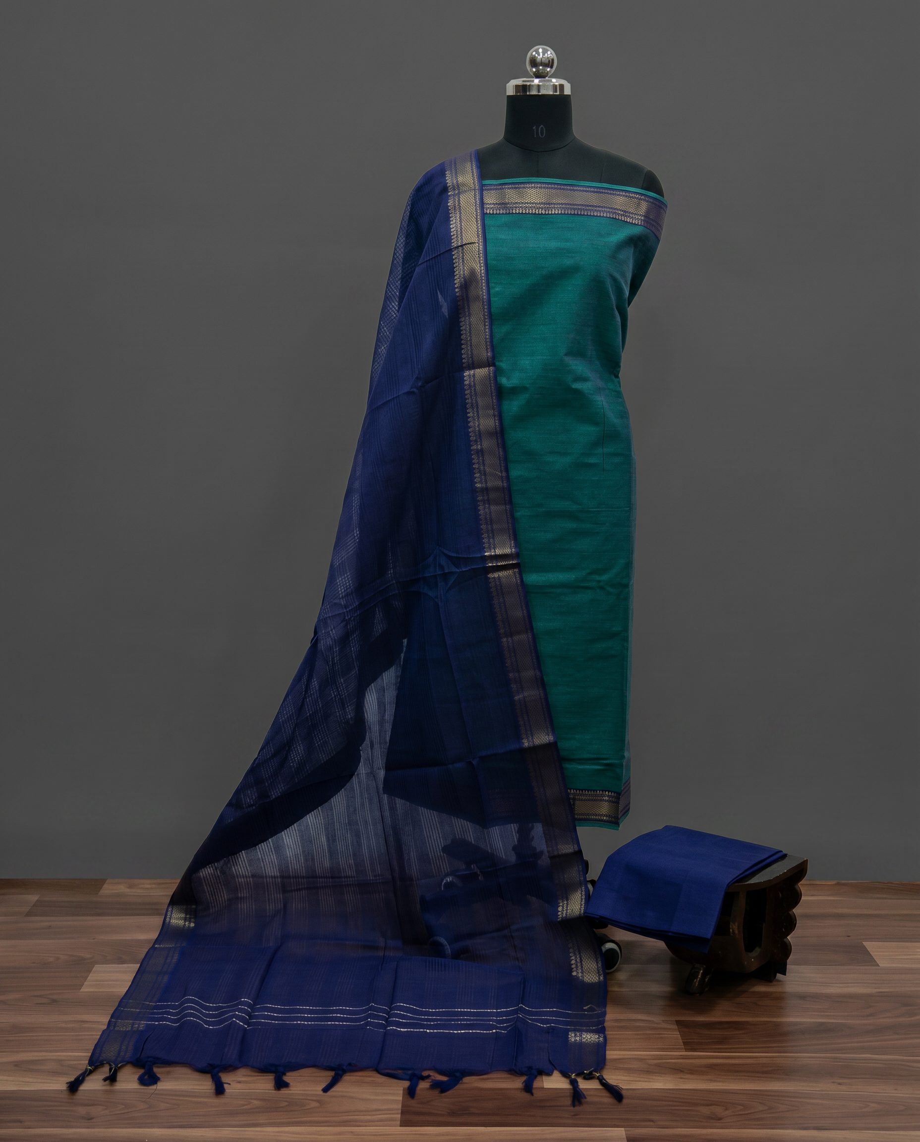 Mangalagiri Pure Cotton Zari - Teal Green & Navy