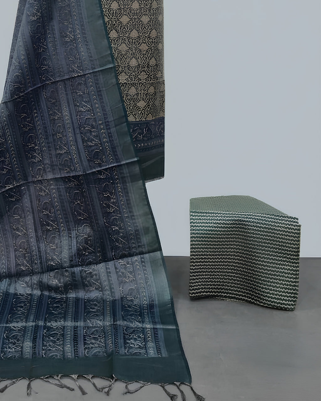 TISSUE SILK DIGITAL CHUDI SETS - LIGHT BEIGE WITH SMOKY INK BLUE