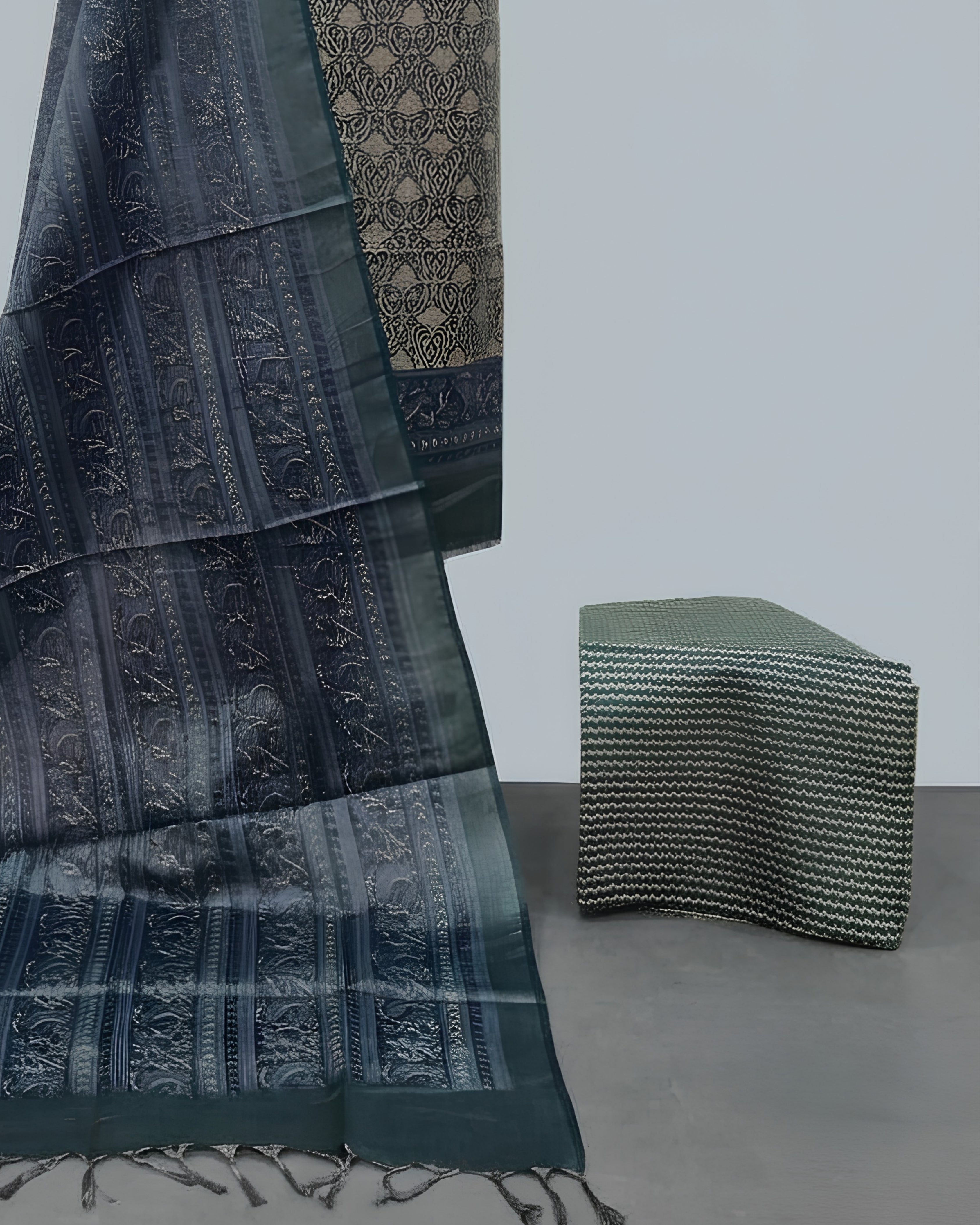 TISSUE SILK DIGITAL CHUDI SETS - LIGHT BEIGE WITH SMOKY INK BLUE