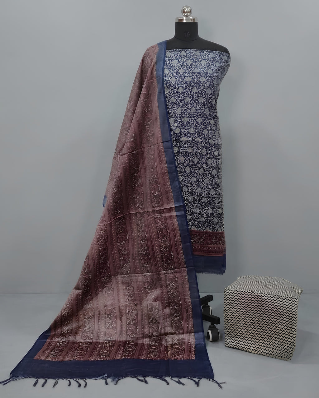 TISSUE SILK DIGITAL CHUDI SETS - LIGHT CREAM TONE WITH DUSTY ROSE