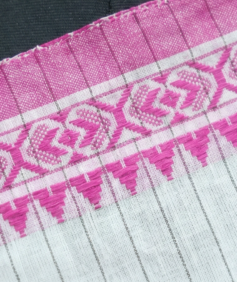 Off White Pink Border