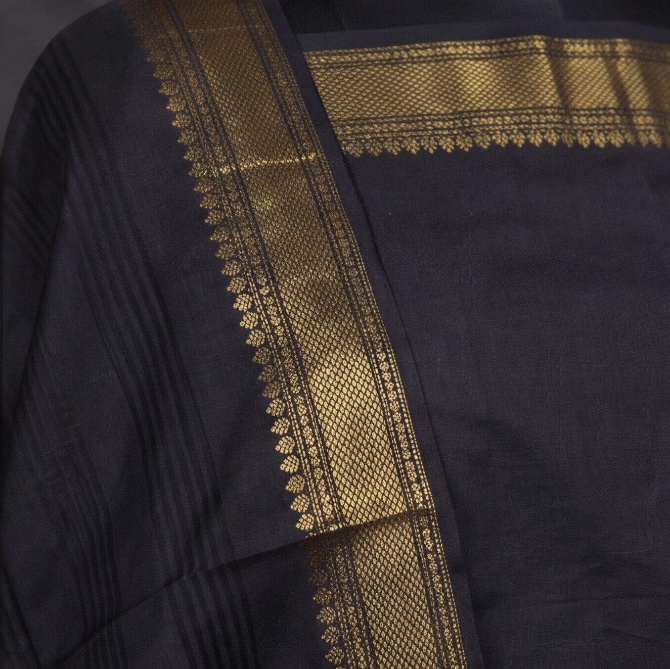 Mangalagiri Pure Cotton Zari - Full Black