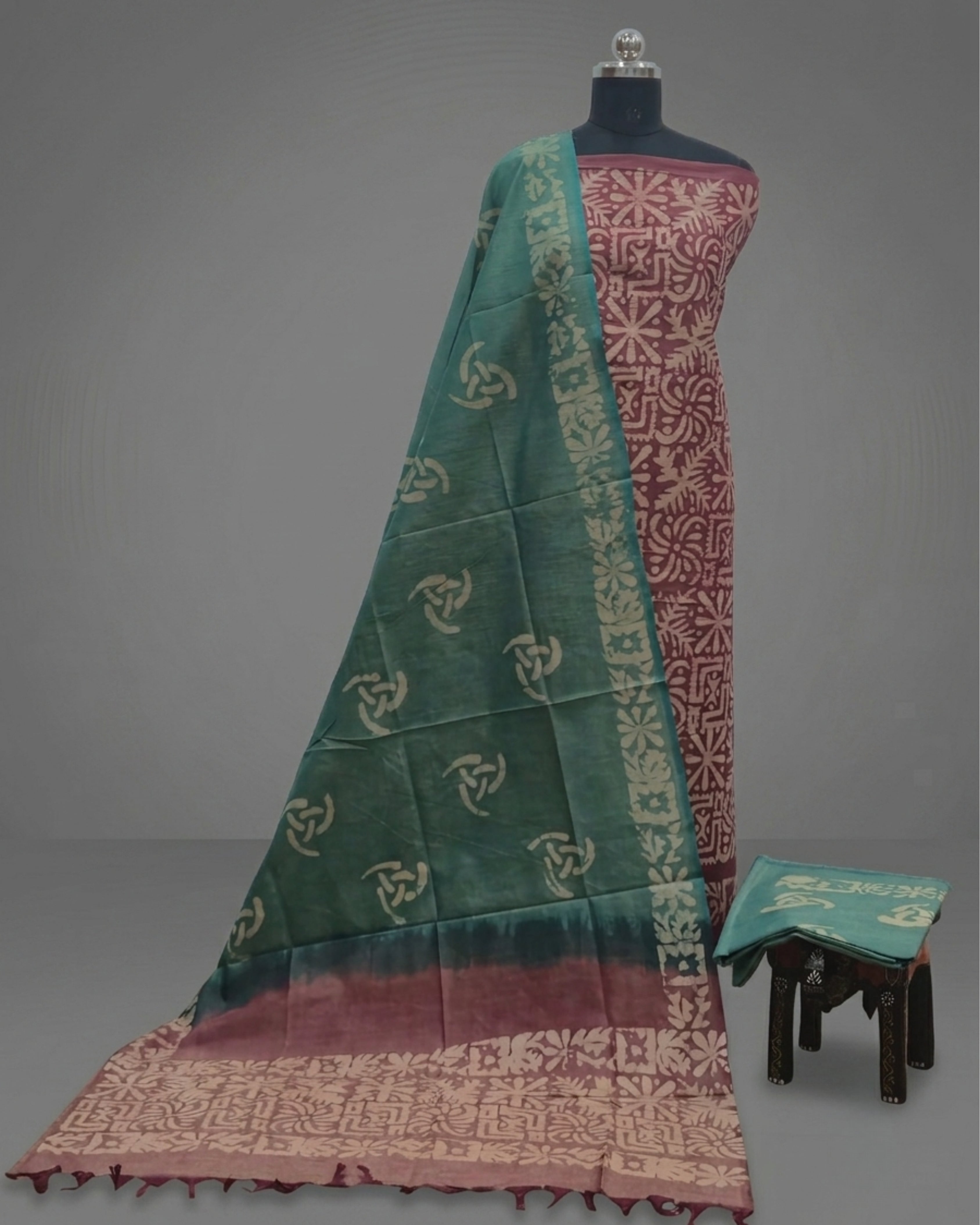 KHADI SILK CRACK BATIK  CHUDI SETS - MAROON WITH PEACOCK GREEN