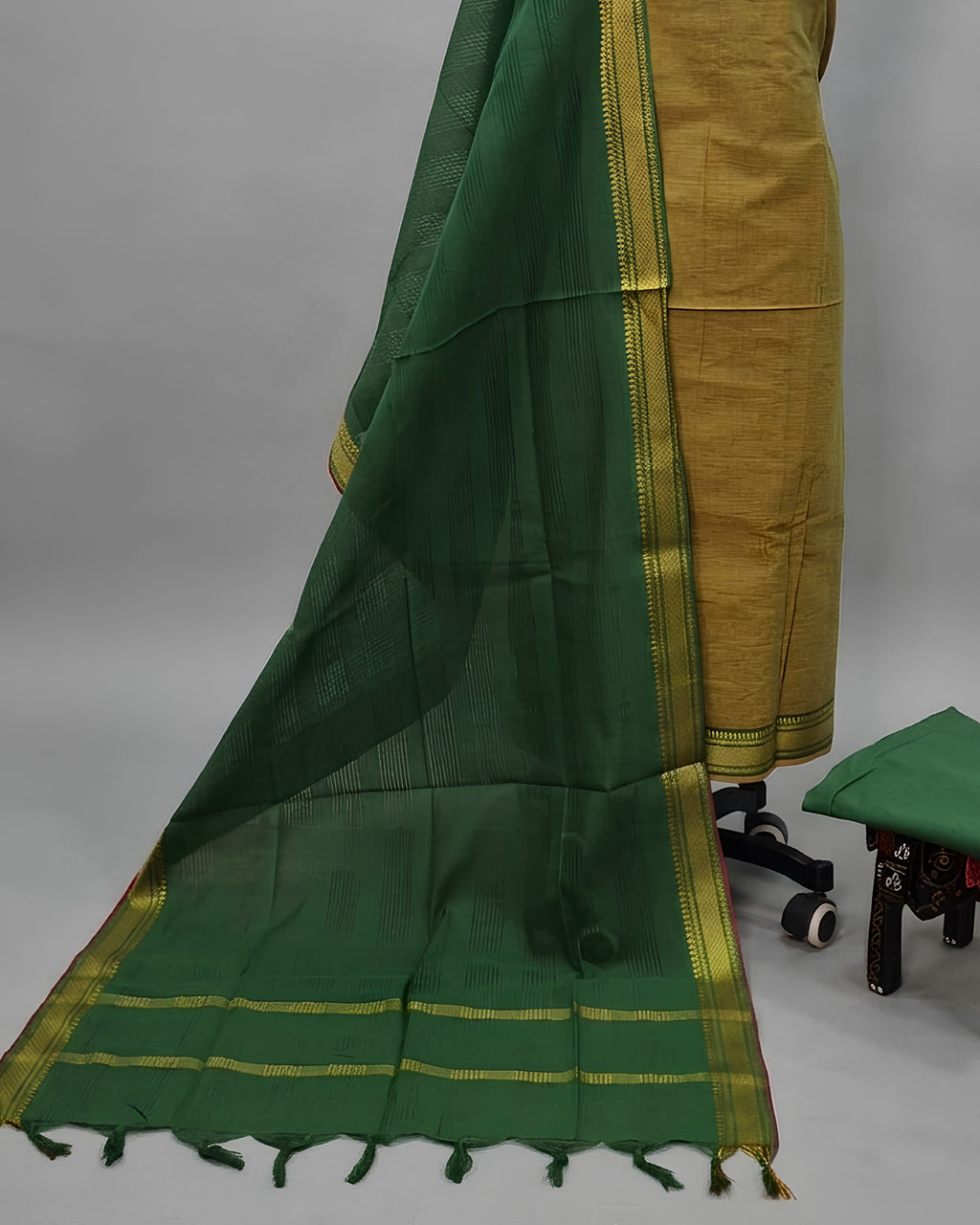 MANGALAGIRI PURE COTTON  ZARI - MUSTARD YELLOW WITH BOTTLE GREEN