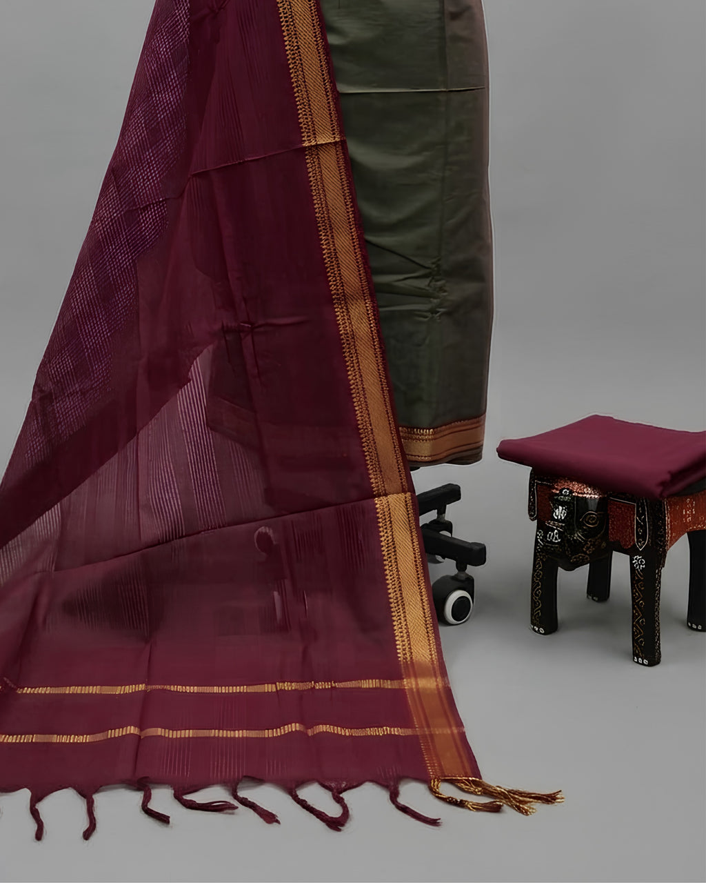 MANGALAGIRI PURE COTTON  ZARI - OLIVE GREEN WITH MAROON