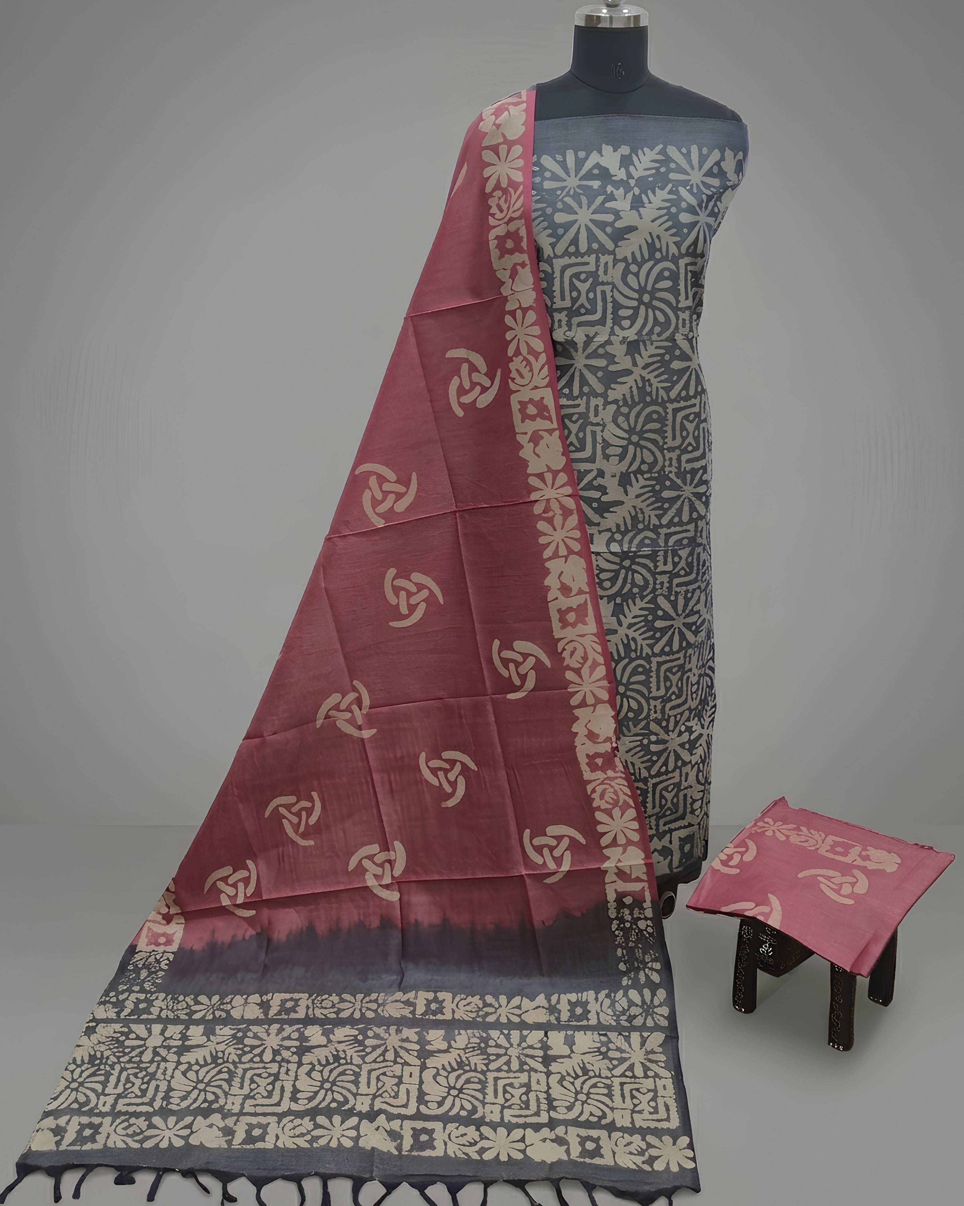 KHADI SILK CRACK BATIK  CHUDI SETS -SLATE GREY WITH  DUSTEY WINE