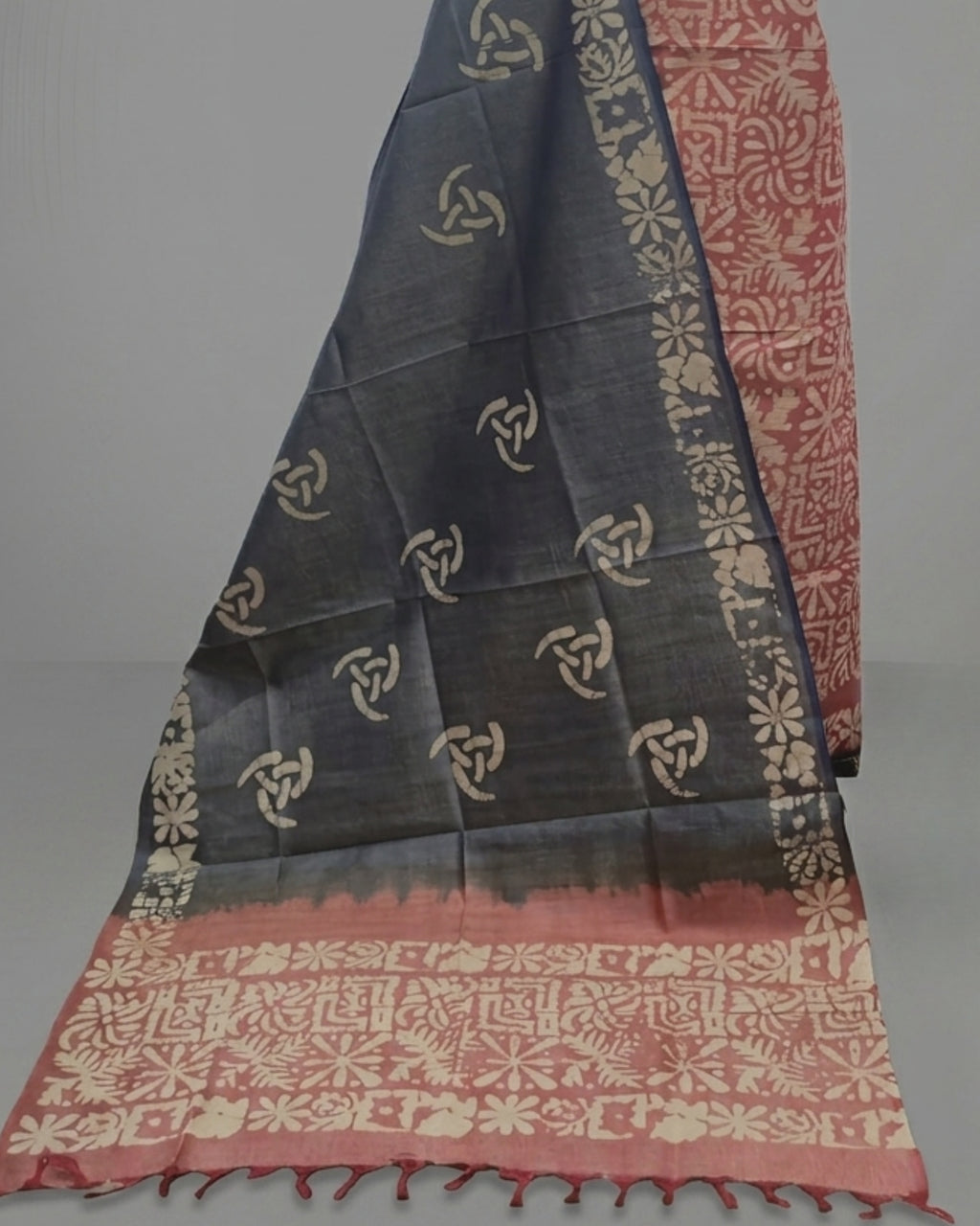 KHADI SILK CRACK BATIK  CHUDI SETS -TERRACOTTA WITH SLATE GREY